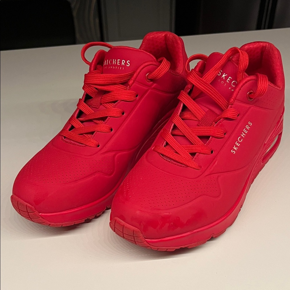 SKECHERS. RED WOMEN SHOES. SIZE 9